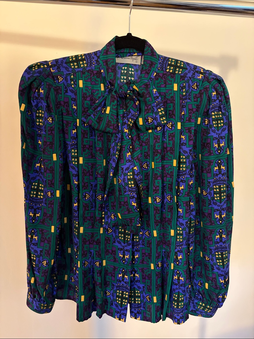 Vintage Silk Adrianna Papell Women's Bow Tie Blouse in Green & Purple